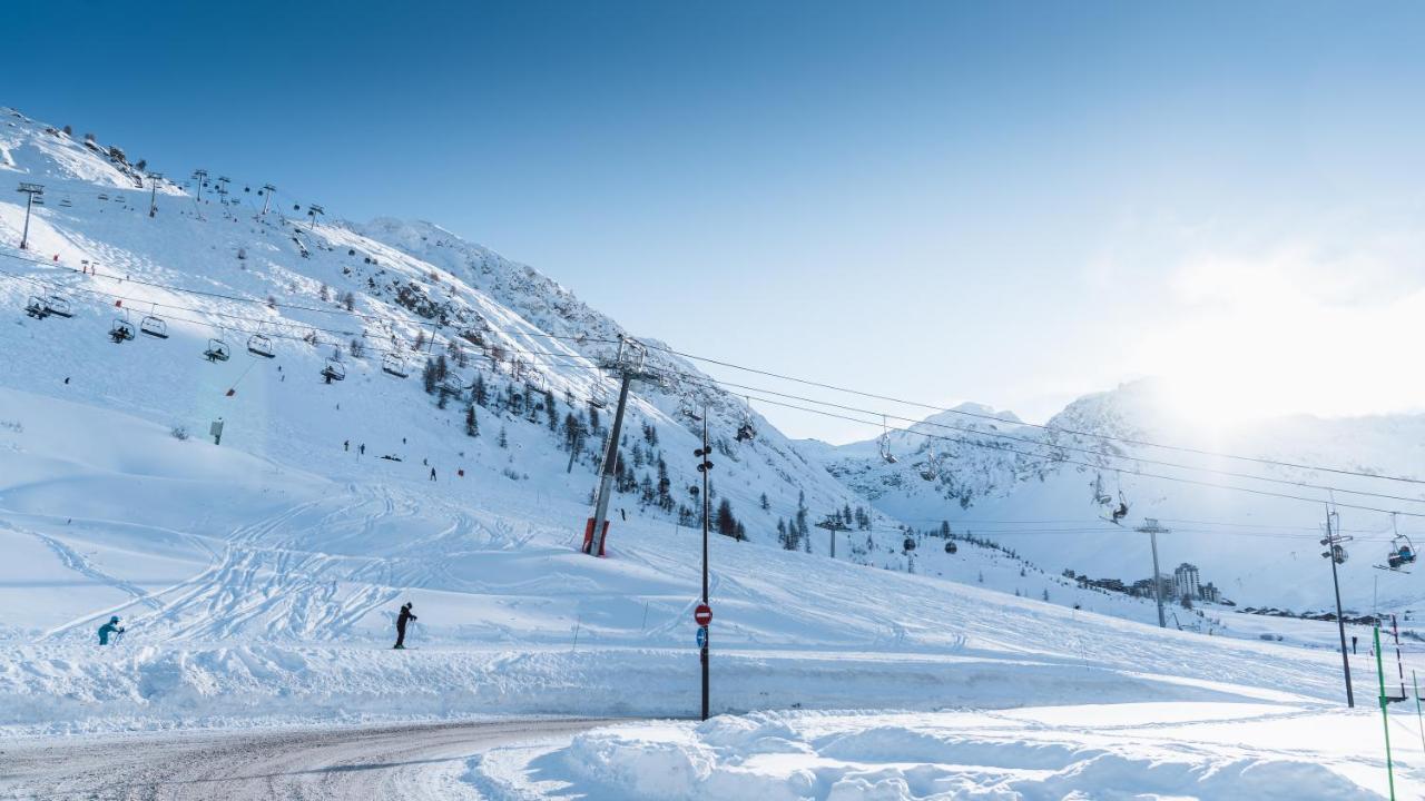 Apex2100 International Ski Academy Тин Екстериор снимка